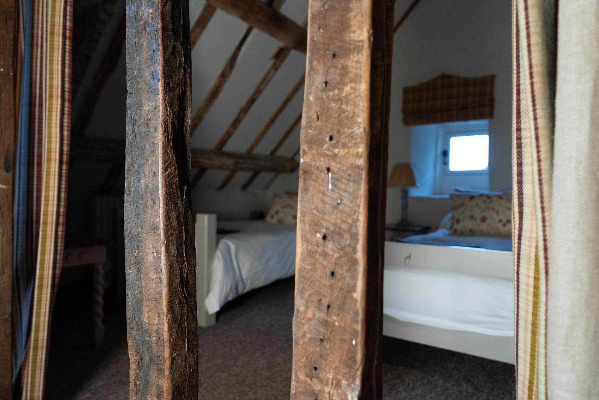 Gileston Manor-Self Catering Apartment Saint Athans Bagian luar foto