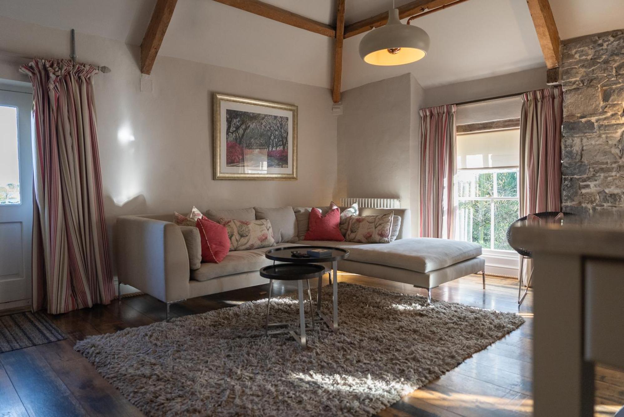 Gileston Manor-Self Catering Apartment Saint Athans Bagian luar foto